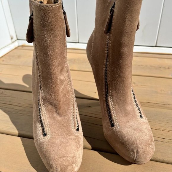 L.A.M.B. Mika Suede Booties Tan See - Picture 3 of 6